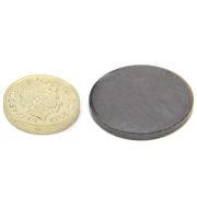 30mm dia x 3mm thick Y10 Ferrite Magnet - 0.2kg Pull