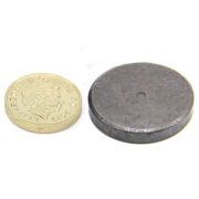 30mm dia x 5mm thick Y10 Ferrite Magnet - 0.2kg Pull