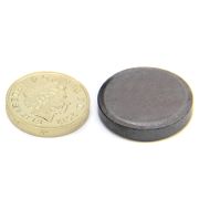 25mm dia x 5mm thick Y10 Ferrite Magnet - 0.6kg Pull
